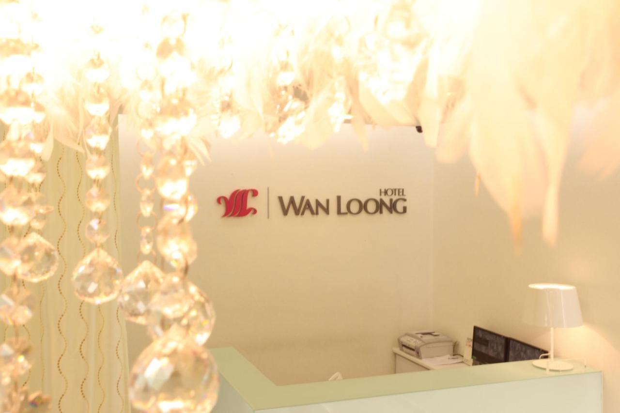 Wan Loong Hotel Pontian Kecil Exterior photo